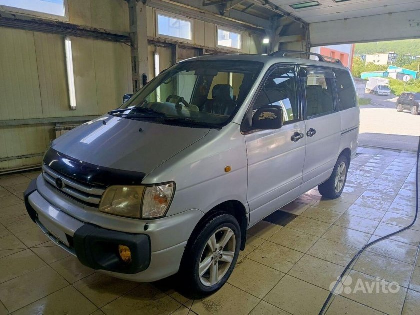 Тойота lite ace noah 1997