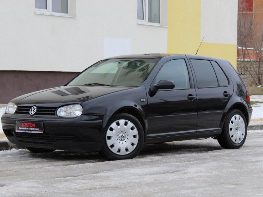 Фольксваген гольф 2000г