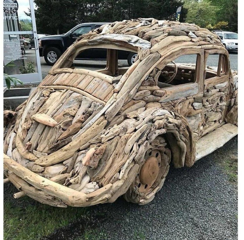 Деревянный автомобиль