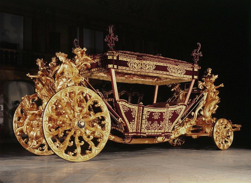 Королевская карета Франции 19 века