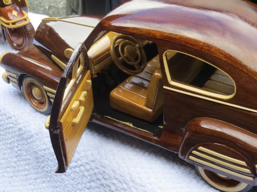Модели машин из дерева