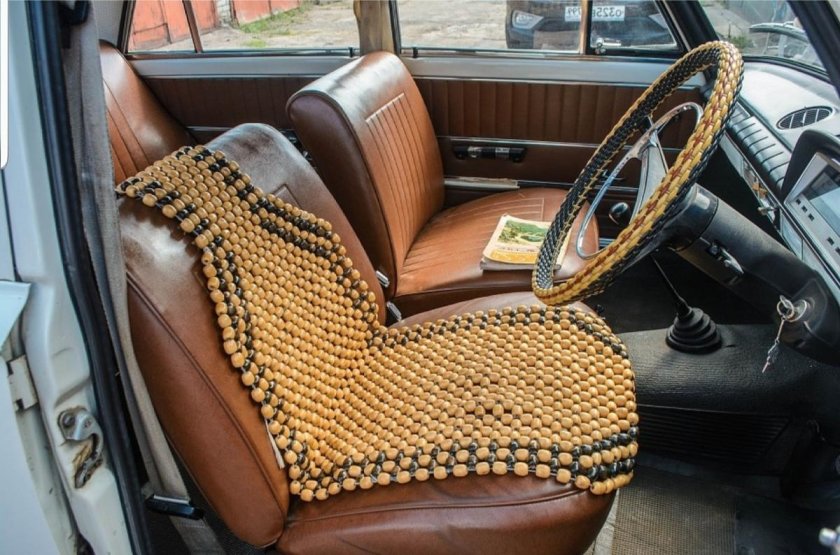 Накидки на сиденья авто