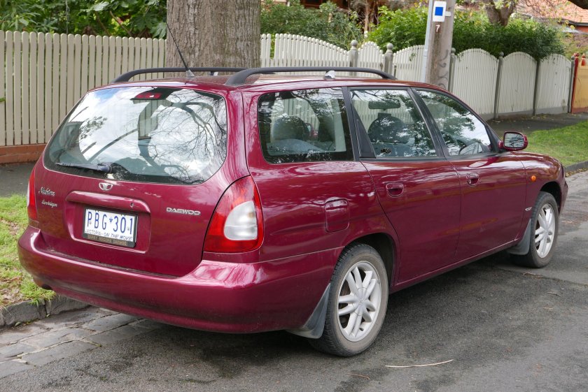 Daewoo nubira i