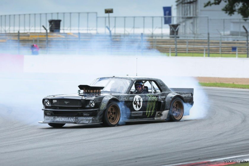Ford mustang hoonicorn