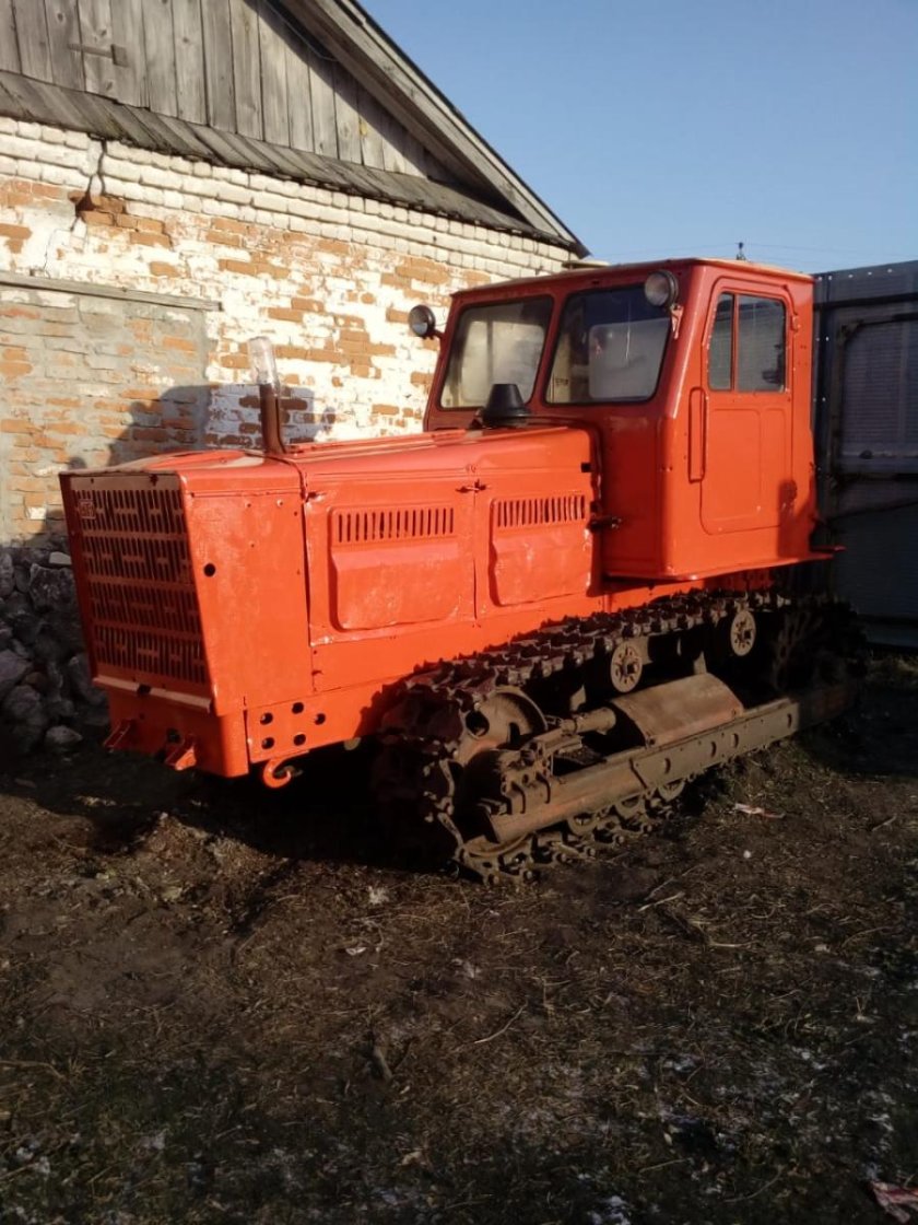 Т-4 трактор