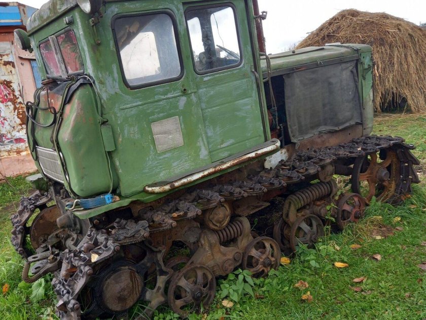 Трактор хтз гусеничный т-74