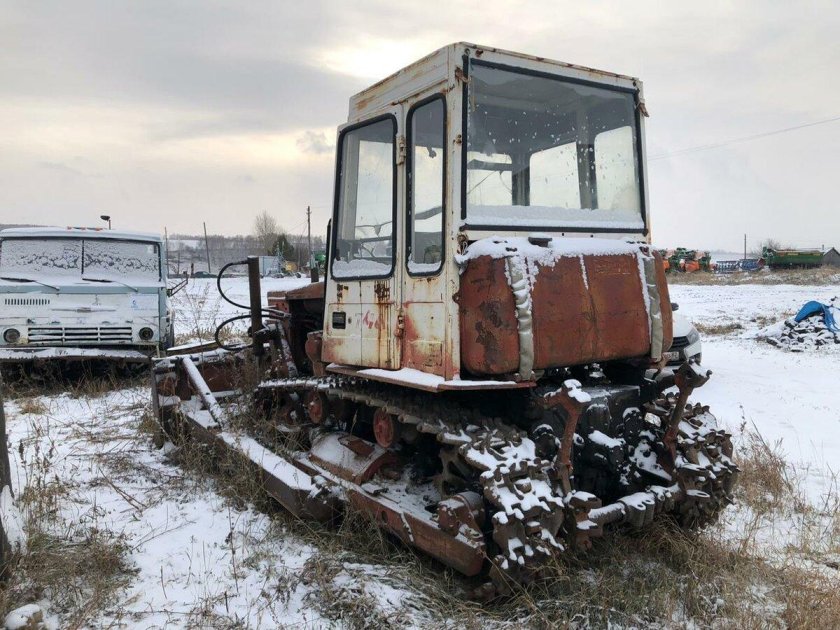 Трактор гусеничный дт 75