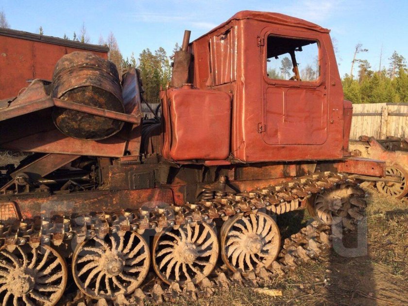 Трактор АТЗ т4