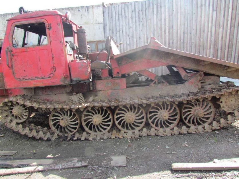 ТТ-4 трактор трелевочный