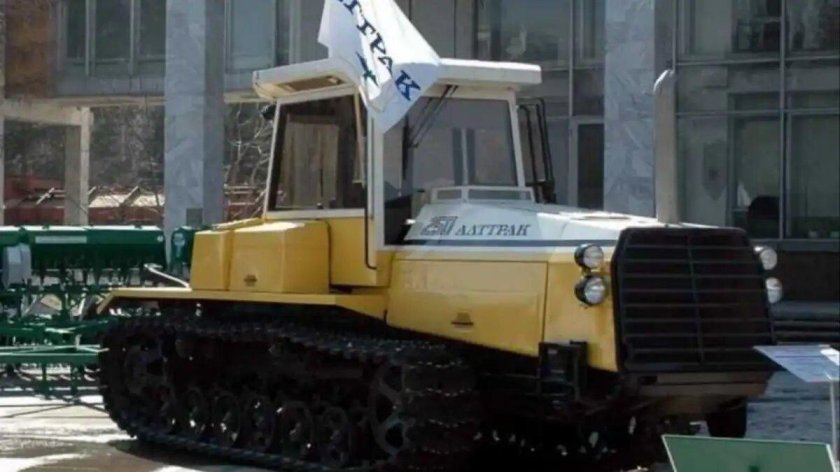 Т 250 трактор АЛТТРАК