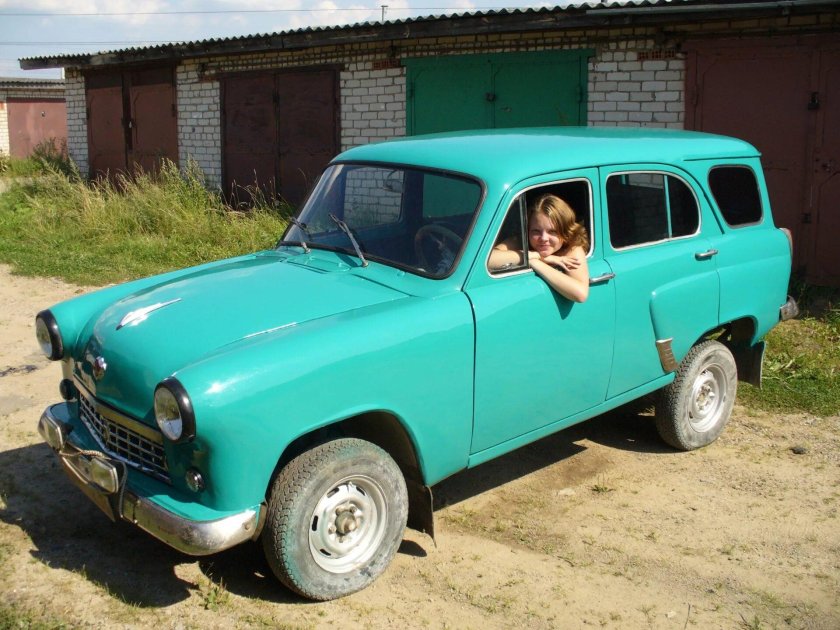 Москвич 423 универсал