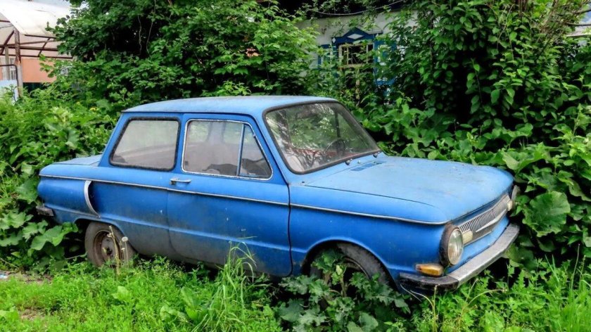 Автомобиль запорожец