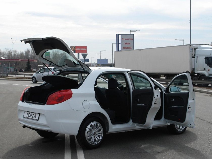 ЗАЗ Форза лифтбек