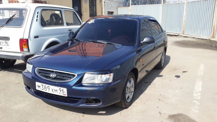 Hyundai Accent 2008 синий