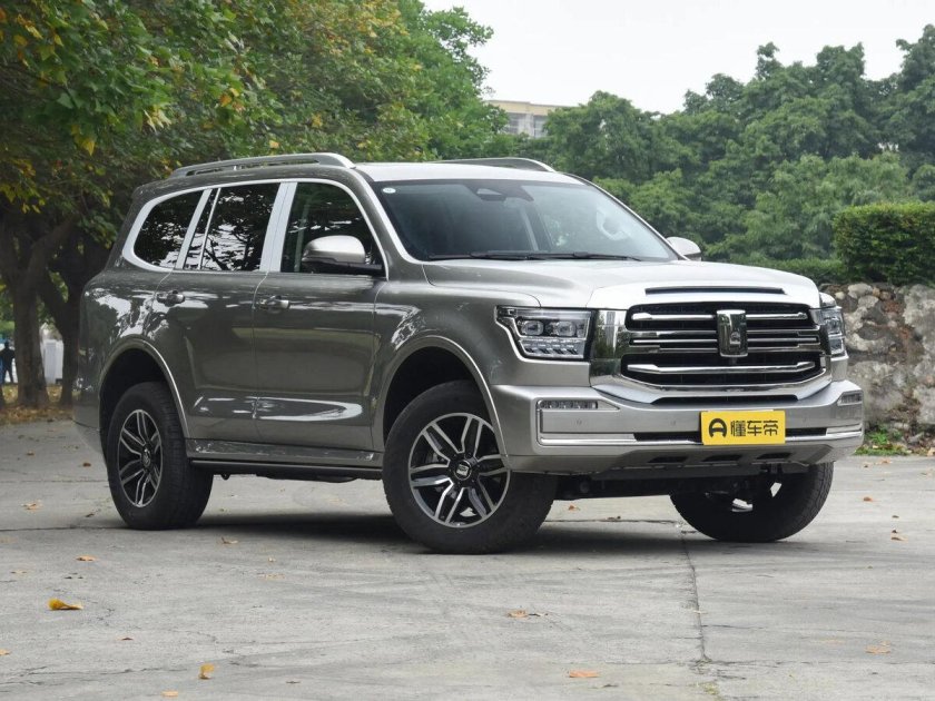 Tank 500 серебристый