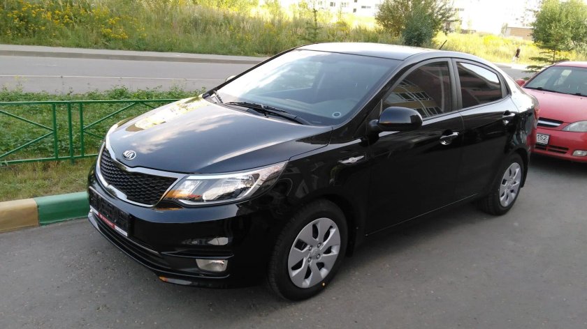 Kia Rio 2016 чёрный