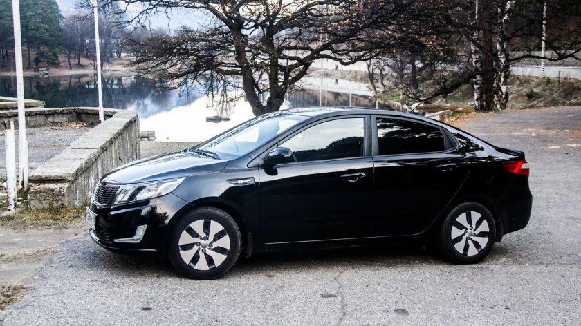 Kia Rio 3 черная