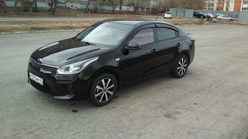 Кия Рио 4 черная