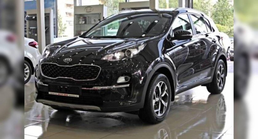 Kia Sportage 2021 черный