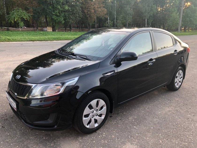 Киа рио черная
