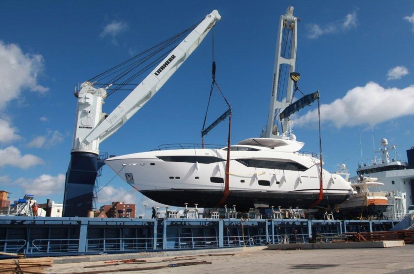 Транспортировка яхты