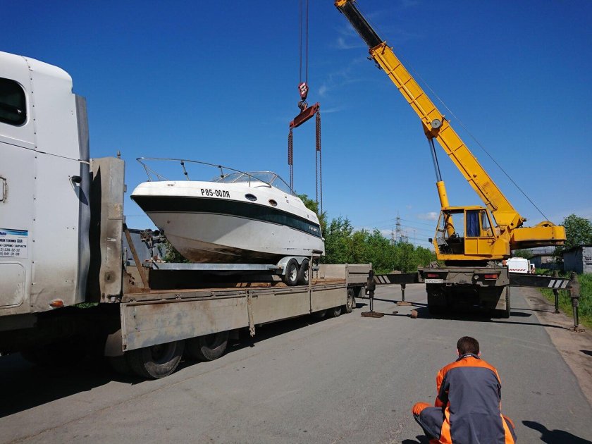 Катер автокран