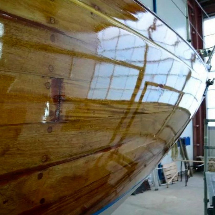 Яхтенный лак