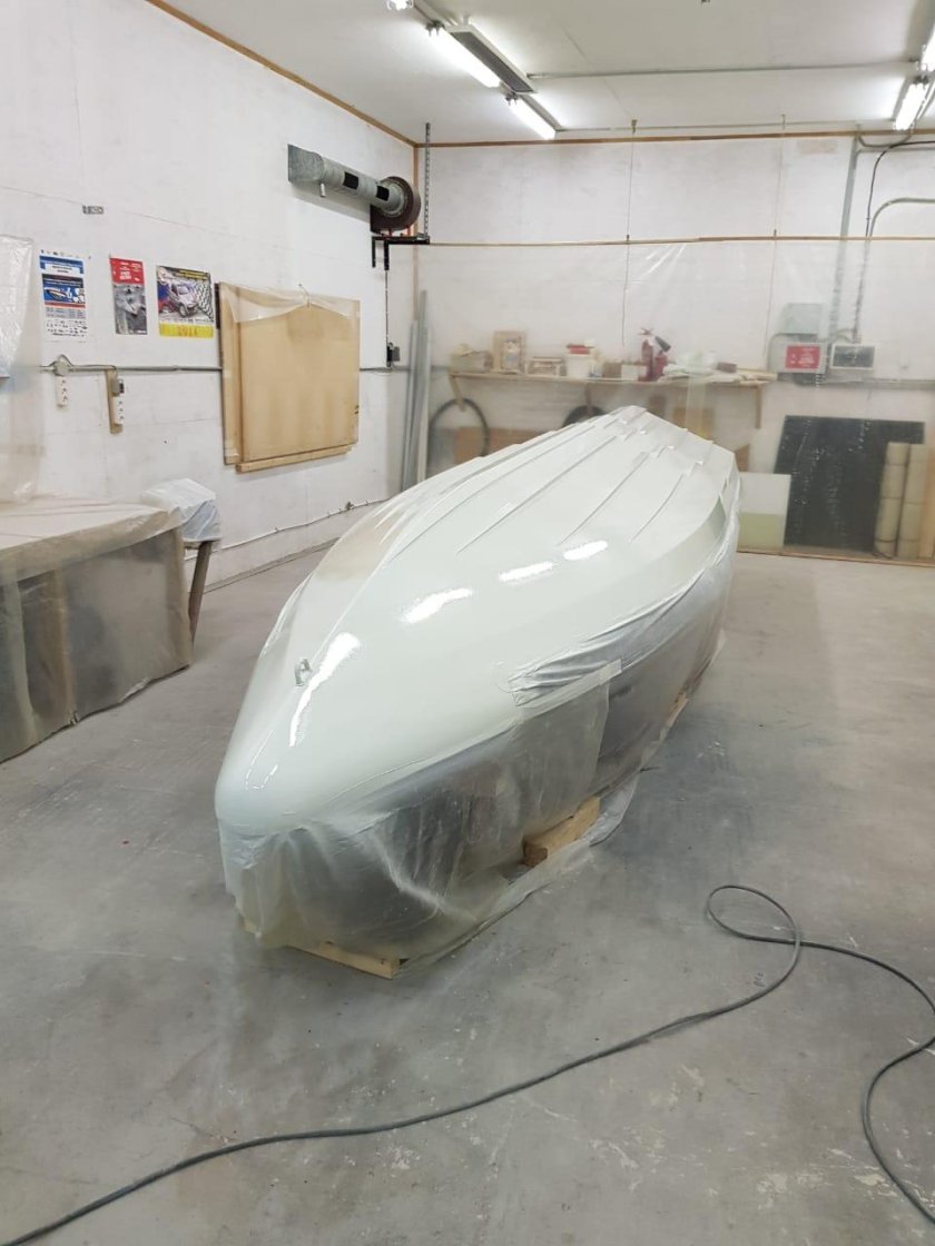 Покраска лодки