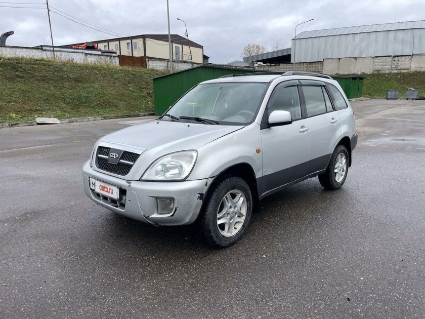 Машина chery tiggo