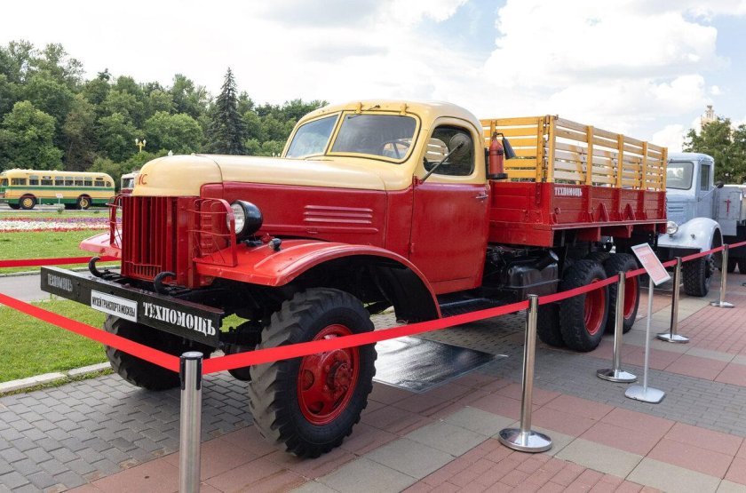 ЗИС грузовик