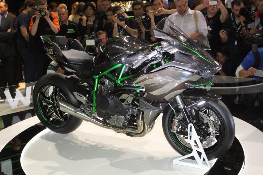 Kawasaki Ninja h2r 2015