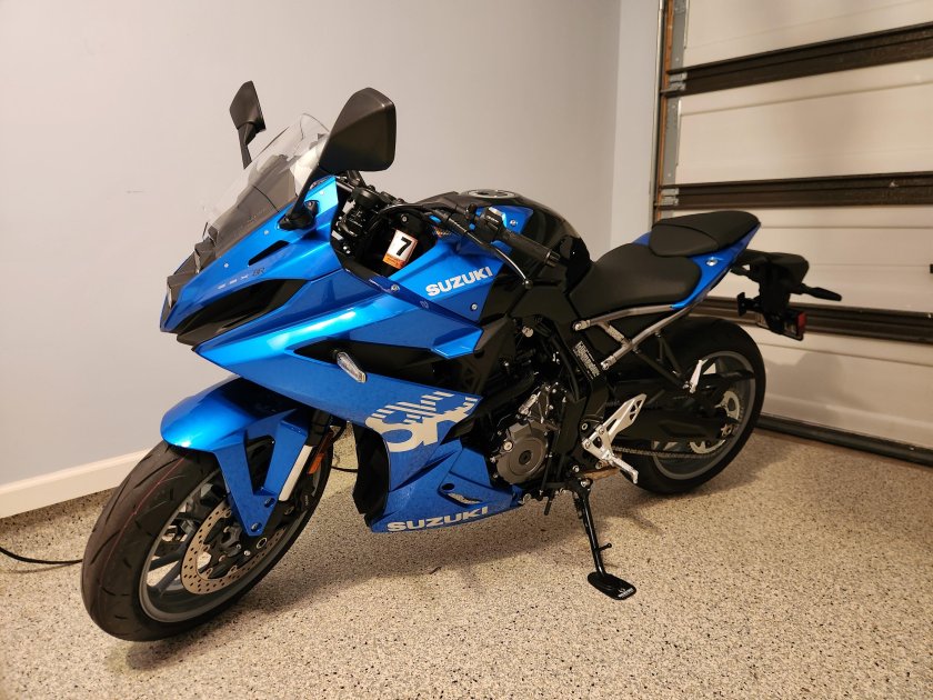 Мотоцикл suzuki