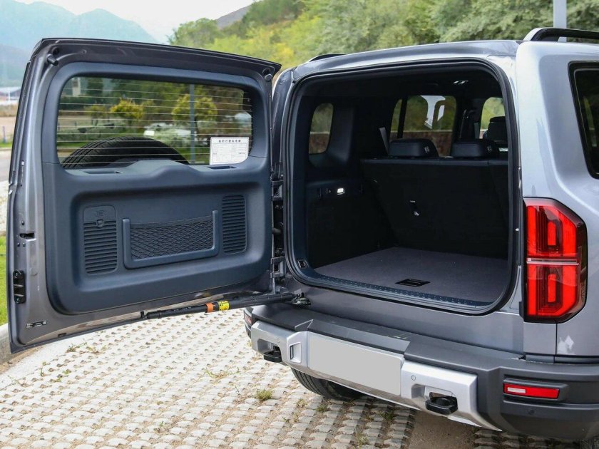 BYD Leopard 5 внедорожник