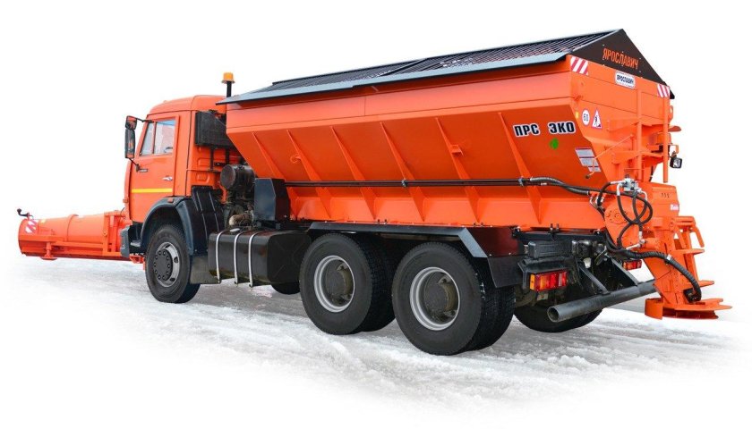КАМАЗ 65115 пескоразбрасыватель