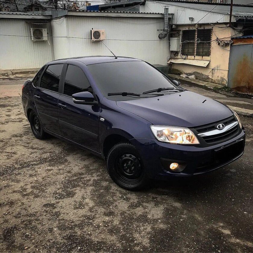 Лада Гранта 2014 черная