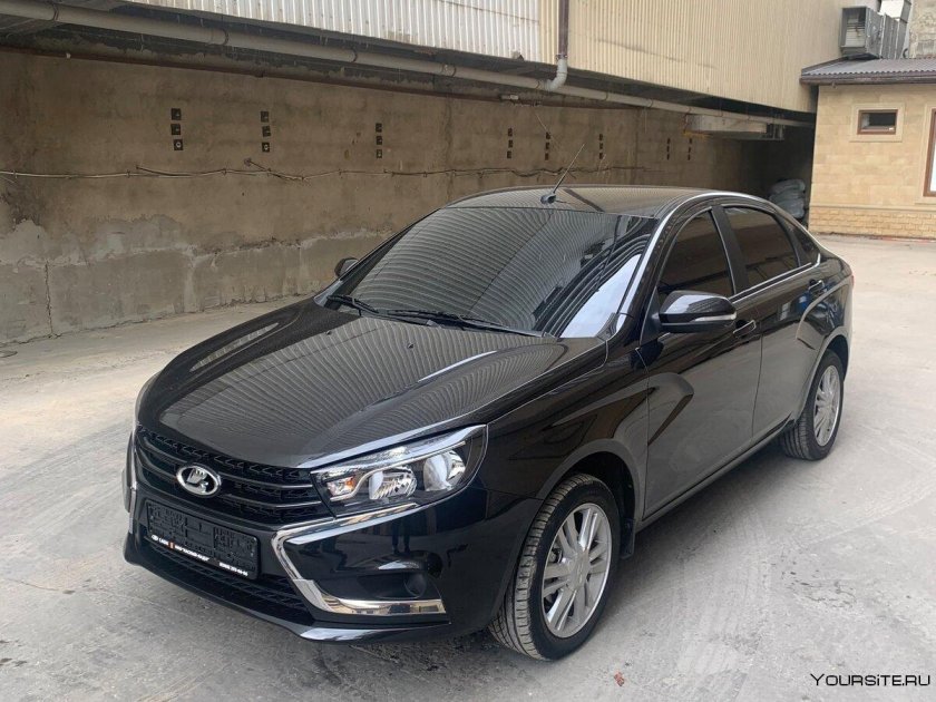 Лада Веста седан черная Жемчужина