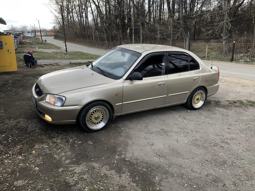 Hyundai Accent BBS