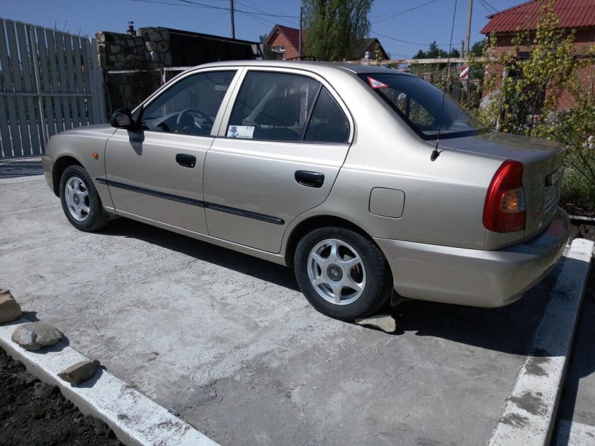 Хендай акцент 2005г