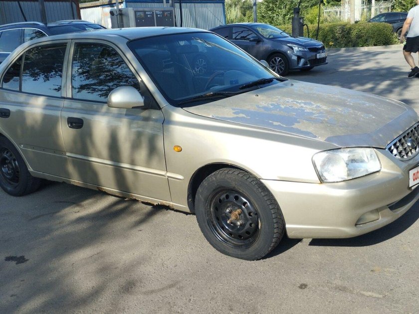 Хендай акцент 2003