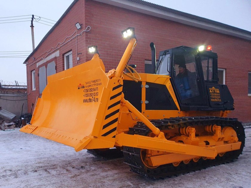 Бульдозер чтз б10м