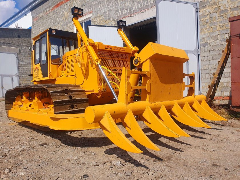 Отвал корчеватель т-130