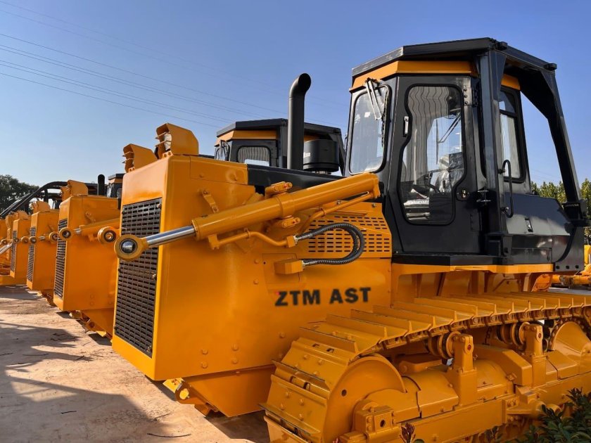 Бульдозер шантуй sd16