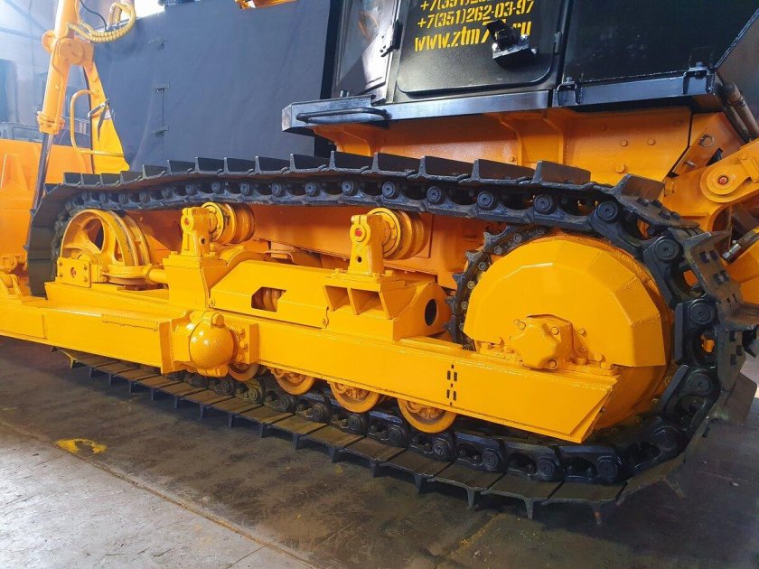 Бульдозер чтз б10м