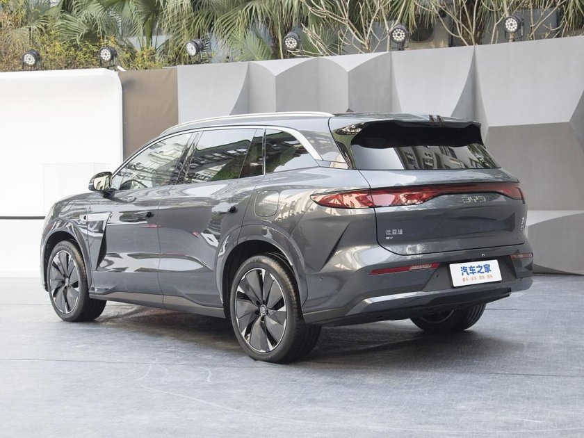 Электромобиль byd