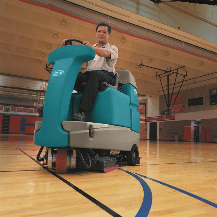 Поломоечная машина Tennant t7