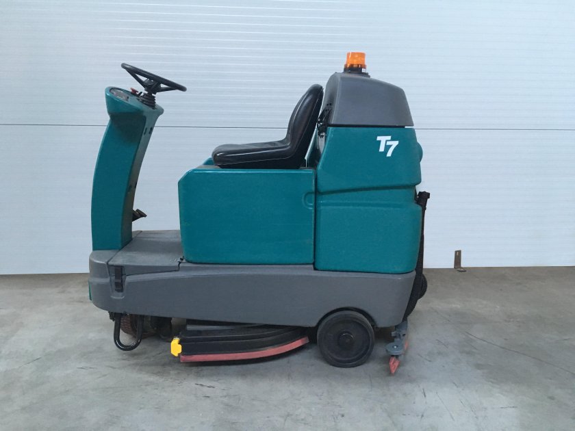 Поломоечная машина Райдер Tennant t7