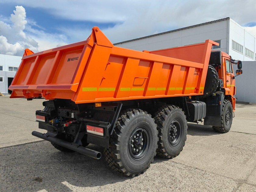 Камаз 43118 самосвал