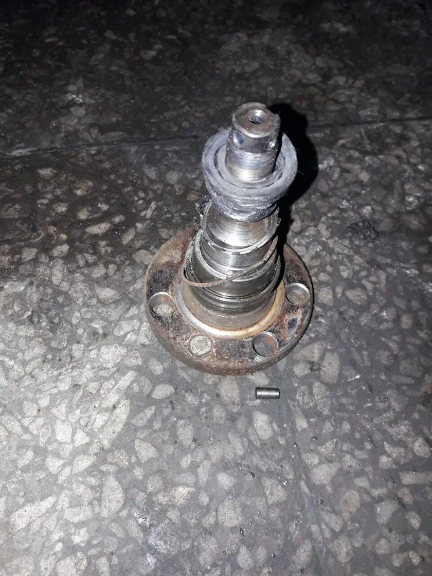 Подшипник ступицы задний Фольксваген гольф 3