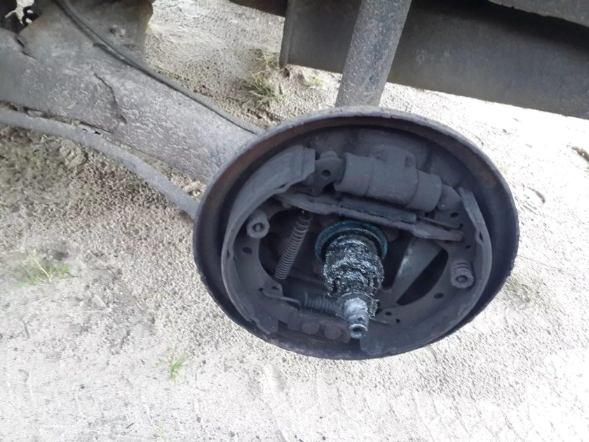 Задний ступичный подшипник гольф 3