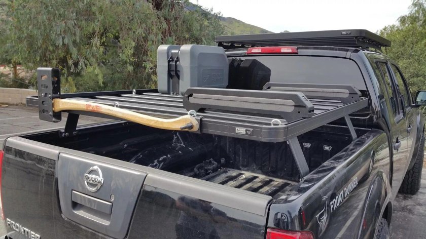 Toyota Tundra 2022 с багажником